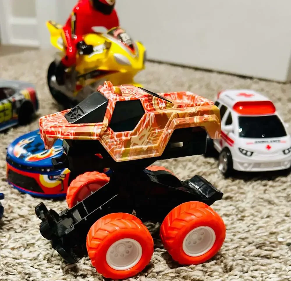 Adventure Force NASCAR Die-Cast and Action Toy Vehicle Assortment Set